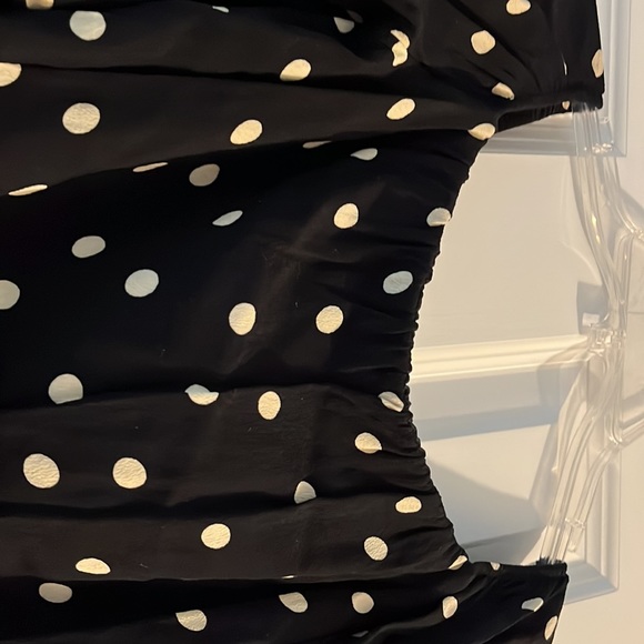 Lovers & Friends off the shoulder ruched polka dot top - Picture 3 of 11